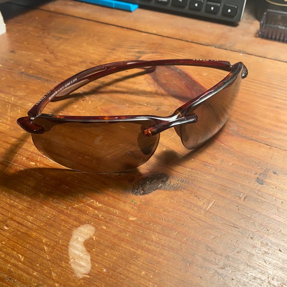 Maui Jim men’s sunglasses Banyans
